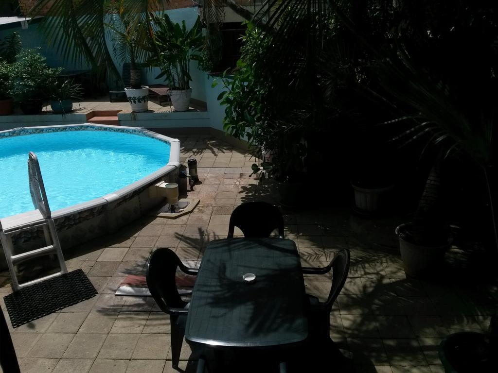 Guesthouse Albergoalberga Paramaribo Bilik gambar